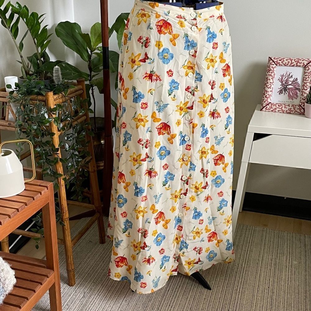 Holt Renfrew Collection Silk Floral Skirt